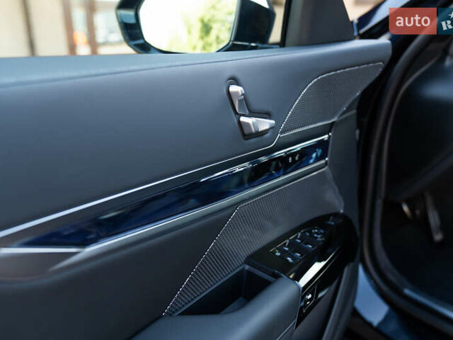 Синий БМВ 7 Серия, объемом двигателя 2.99 л и пробегом 44 тыс. км за 129000 $, фото 14 на Automoto.ua