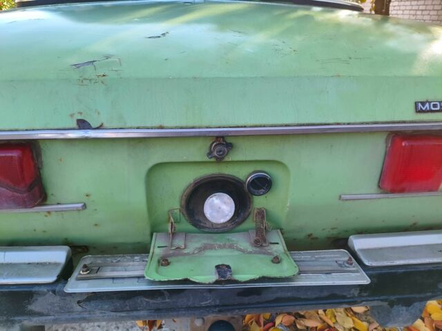 Зеленый БМВ 7 Серия, объемом двигателя 1.5 л и пробегом 150 тыс. км за 477 $, фото 5 на Automoto.ua