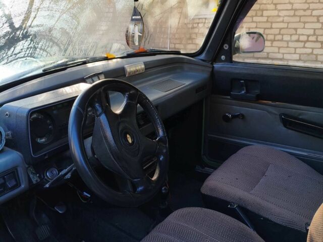 Зеленый БМВ 7 Серия, объемом двигателя 1.5 л и пробегом 150 тыс. км за 477 $, фото 7 на Automoto.ua