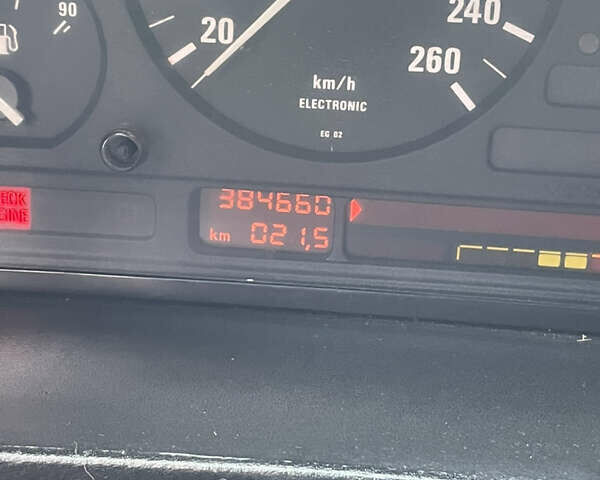 Зеленый БМВ 7 Серия, объемом двигателя 3 л и пробегом 386 тыс. км за 2600 $, фото 12 на Automoto.ua