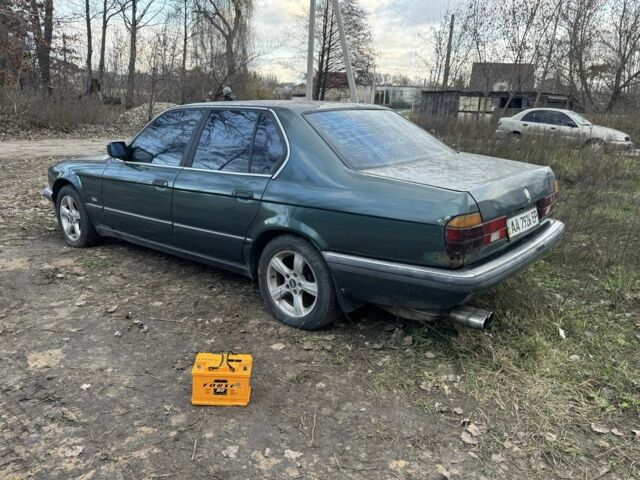 Зеленый БМВ 7 Серия, объемом двигателя 3.5 л и пробегом 300 тыс. км за 800 $, фото 5 на Automoto.ua
