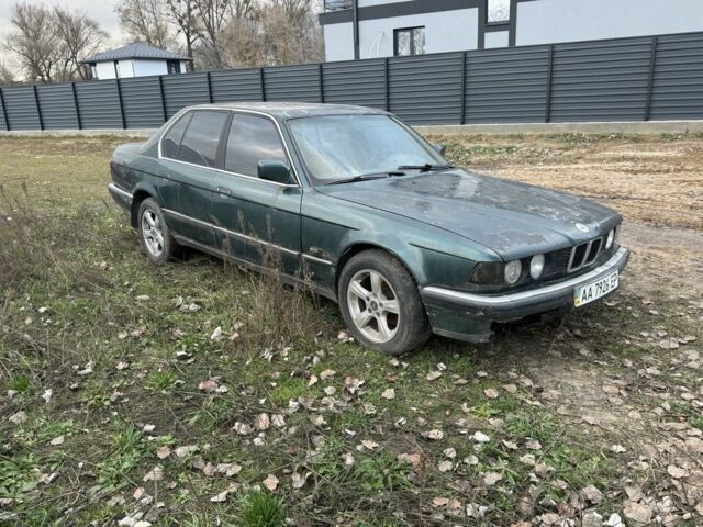 Зеленый БМВ 7 Серия, объемом двигателя 3.5 л и пробегом 300 тыс. км за 800 $, фото 2 на Automoto.ua