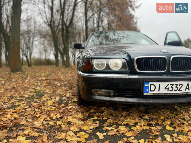 Зелений БМВ 7 Серія, об'ємом двигуна 2.5 л та пробігом 375 тис. км за 4555 $, фото 58 на Automoto.ua