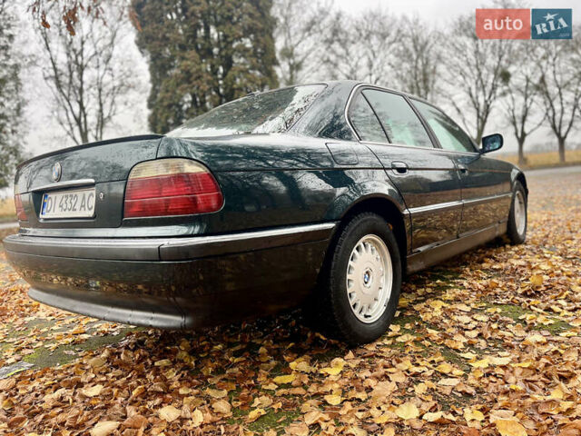 Зелений БМВ 7 Серія, об'ємом двигуна 2.5 л та пробігом 375 тис. км за 4555 $, фото 20 на Automoto.ua