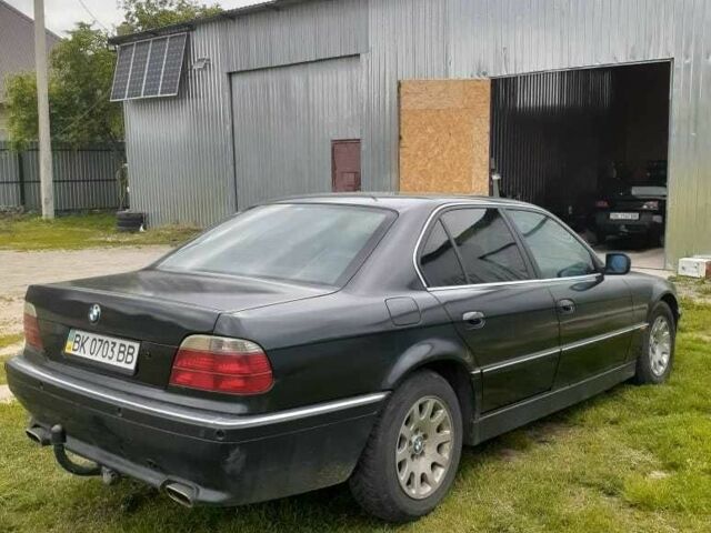 БМВ 7 Серия 1994 в Березно на Automoto.ua Зеленый БМВ 7 Серия, объемом двигателя 3 л и пробегом 3 тыс. км за 2500 $, фото 3 на Automoto.ua