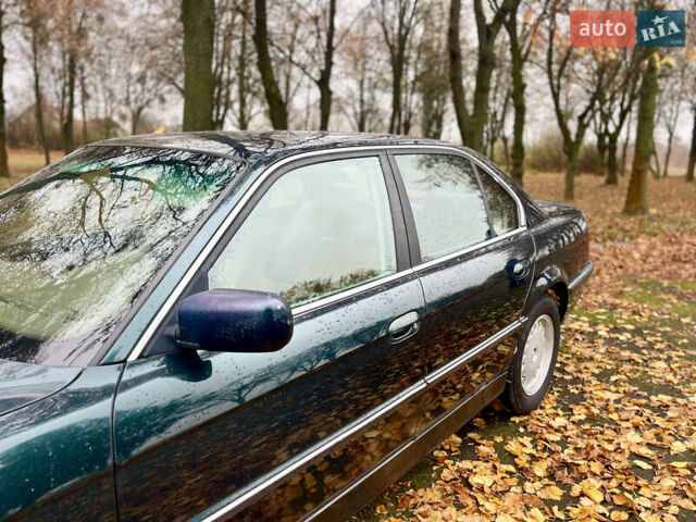 Зелений БМВ 7 Серія, об'ємом двигуна 2.5 л та пробігом 375 тис. км за 4555 $, фото 24 на Automoto.ua