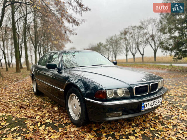 Зелений БМВ 7 Серія, об'ємом двигуна 2.5 л та пробігом 375 тис. км за 4555 $, фото 7 на Automoto.ua