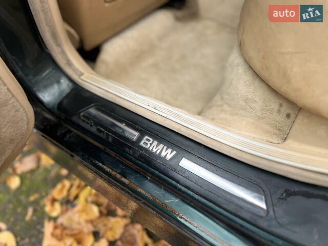 Зелений БМВ 7 Серія, об'ємом двигуна 2.5 л та пробігом 375 тис. км за 4555 $, фото 40 на Automoto.ua