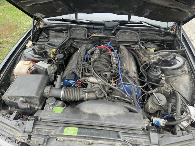 Зелений БМВ 7 Серія, об'ємом двигуна 3 л та пробігом 265 тис. км за 4000 $, фото 1 на Automoto.ua