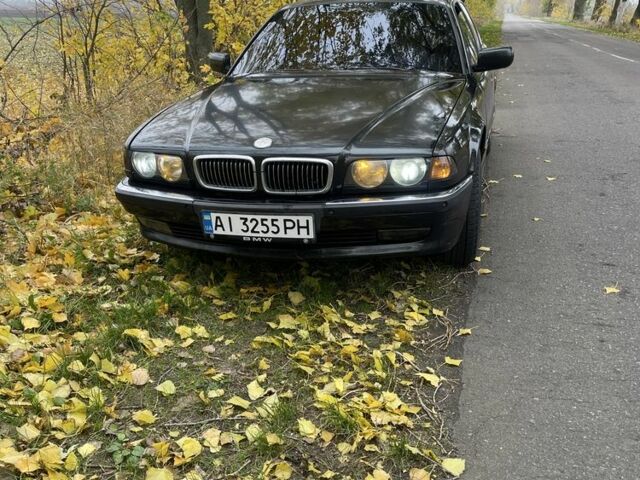 Зелений БМВ 7 Серія, об'ємом двигуна 3 л та пробігом 265 тис. км за 4000 $, фото 8 на Automoto.ua