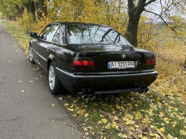 Зелений БМВ 7 Серія, об'ємом двигуна 3 л та пробігом 265 тис. км за 4000 $, фото 5 на Automoto.ua