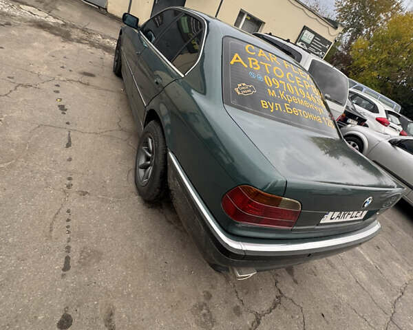 Зелений БМВ 7 Серія, об'ємом двигуна 3 л та пробігом 300 тис. км за 4700 $, фото 6 на Automoto.ua