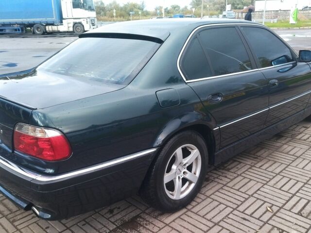 Зеленый БМВ 7 Серия, объемом двигателя 3 л и пробегом 444 тыс. км за 3333 $, фото 4 на Automoto.ua