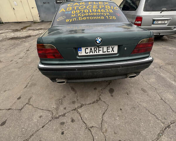 Зелений БМВ 7 Серія, об'ємом двигуна 3 л та пробігом 300 тис. км за 4700 $, фото 5 на Automoto.ua