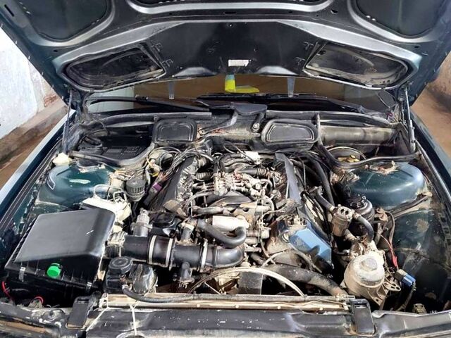 Зелений БМВ 7 Серія, об'ємом двигуна 3 л та пробігом 1 тис. км за 4200 $, фото 6 на Automoto.ua