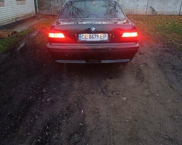 Зеленый БМВ 7 Серия, объемом двигателя 5.4 л и пробегом 517 тыс. км за 8000 $, фото 1 на Automoto.ua