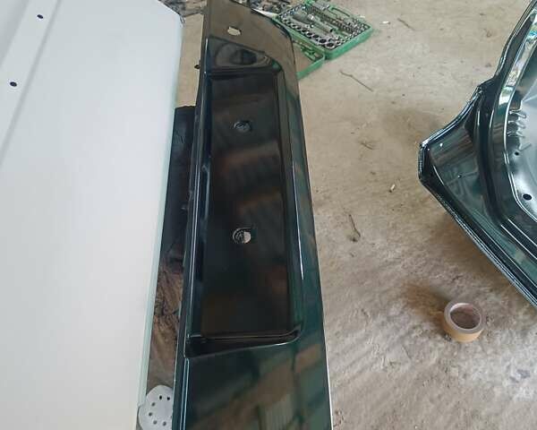 Зеленый БМВ 7 Серия, объемом двигателя 5.4 л и пробегом 517 тыс. км за 8000 $, фото 37 на Automoto.ua