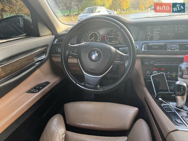 Зеленый БМВ 7 Серия, объемом двигателя 2.99 л и пробегом 247 тыс. км за 17850 $, фото 9 на Automoto.ua