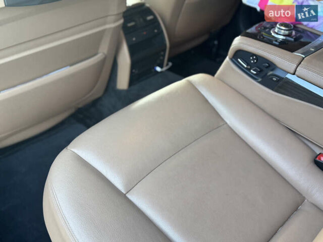 Зеленый БМВ 7 Серия, объемом двигателя 2.99 л и пробегом 247 тыс. км за 17850 $, фото 23 на Automoto.ua