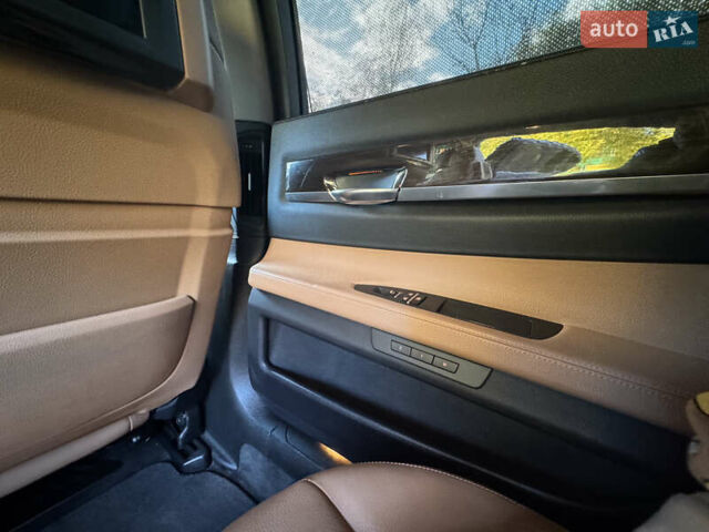 Зеленый БМВ 7 Серия, объемом двигателя 2.99 л и пробегом 247 тыс. км за 17850 $, фото 18 на Automoto.ua