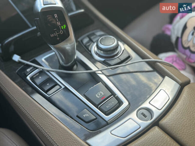 Зеленый БМВ 7 Серия, объемом двигателя 2.99 л и пробегом 247 тыс. км за 17850 $, фото 12 на Automoto.ua