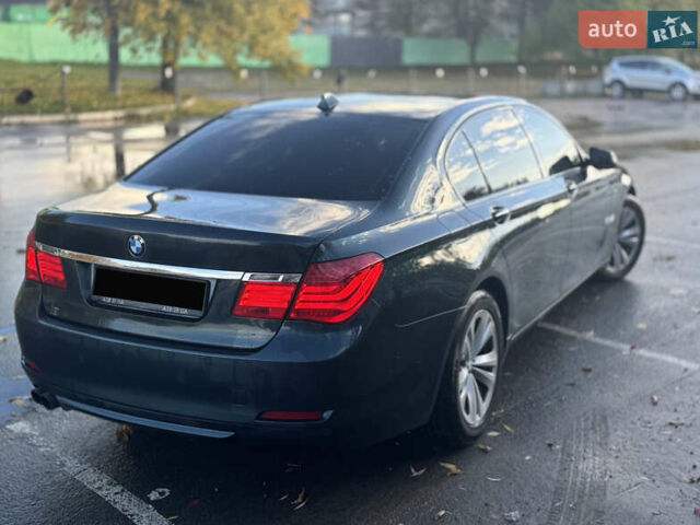 Зеленый БМВ 7 Серия, объемом двигателя 2.99 л и пробегом 247 тыс. км за 17850 $, фото 5 на Automoto.ua