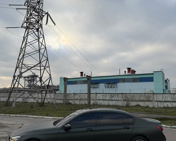 Зеленый БМВ 7 Серия, объемом двигателя 2.99 л и пробегом 215 тыс. км за 35000 $, фото 8 на Automoto.ua