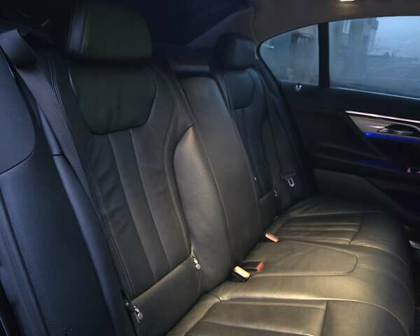 Зелений БМВ 7 Серія, об'ємом двигуна 3 л та пробігом 126 тис. км за 52800 $, фото 27 на Automoto.ua