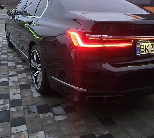 Зелений БМВ 7 Серія, об'ємом двигуна 3 л та пробігом 126 тис. км за 52800 $, фото 12 на Automoto.ua