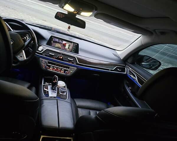 Зелений БМВ 7 Серія, об'ємом двигуна 3 л та пробігом 126 тис. км за 52800 $, фото 32 на Automoto.ua