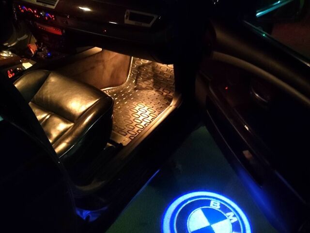 Черный БМВ 730, объемом двигателя 3 л и пробегом 430 тыс. км за 7000 $, фото 6 на Automoto.ua