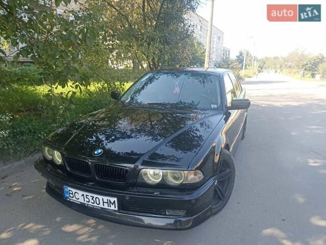 Чорний БМВ 740, об'ємом двигуна 3.9 л та пробігом 296 тис. км за 8000 $, фото 8 на Automoto.ua
