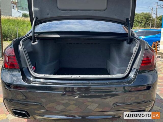 Чорний БМВ 740, об'ємом двигуна 3 л та пробігом 251 тис. км за 18500 $, фото 8 на Automoto.ua