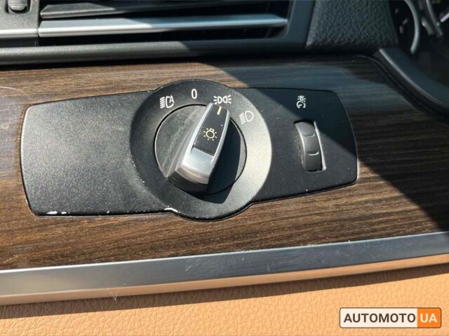 Чорний БМВ 740, об'ємом двигуна 3 л та пробігом 251 тис. км за 18500 $, фото 17 на Automoto.ua