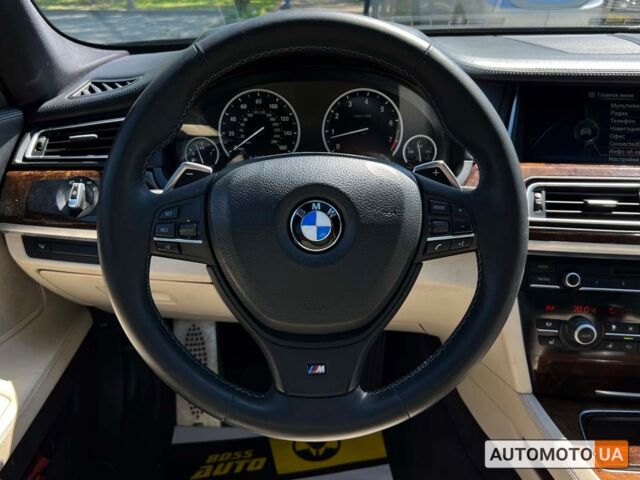 Чорний БМВ 740, об'ємом двигуна 3 л та пробігом 250 тис. км за 15400 $, фото 16 на Automoto.ua