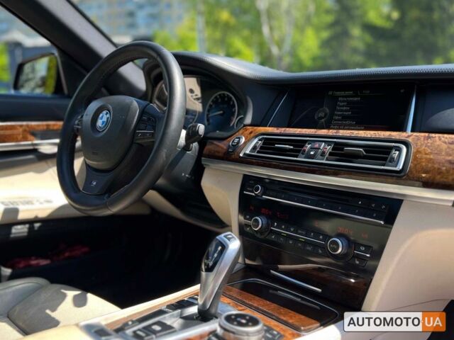 Чорний БМВ 740, об'ємом двигуна 3 л та пробігом 250 тис. км за 15400 $, фото 9 на Automoto.ua