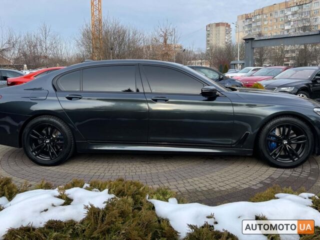 Чорний БМВ 740, об'ємом двигуна 3 л та пробігом 125 тис. км за 28999 $, фото 7 на Automoto.ua