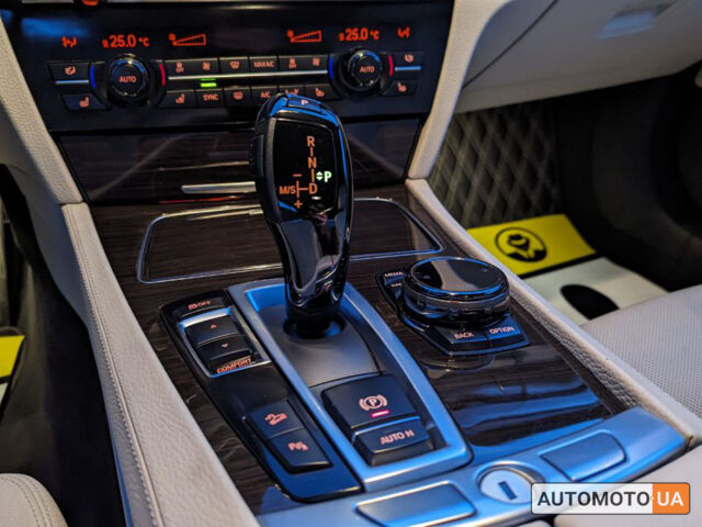 Чорний БМВ 740, об'ємом двигуна 3 л та пробігом 212 тис. км за 24600 $, фото 15 на Automoto.ua