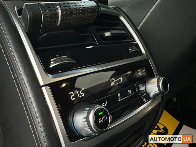 Білий БМВ 750, об'ємом двигуна 4.4 л та пробігом 45 тис. км за 41000 $, фото 21 на Automoto.ua