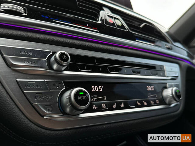 Білий БМВ 750, об'ємом двигуна 4.4 л та пробігом 45 тис. км за 41000 $, фото 17 на Automoto.ua