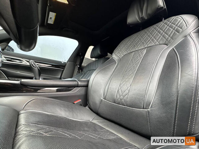 Білий БМВ 750, об'ємом двигуна 4.4 л та пробігом 45 тис. км за 41000 $, фото 11 на Automoto.ua