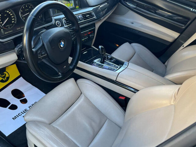 Черный БМВ 750, объемом двигателя 4.4 л и пробегом 350 тыс. км за 15990 $, фото 9 на Automoto.ua