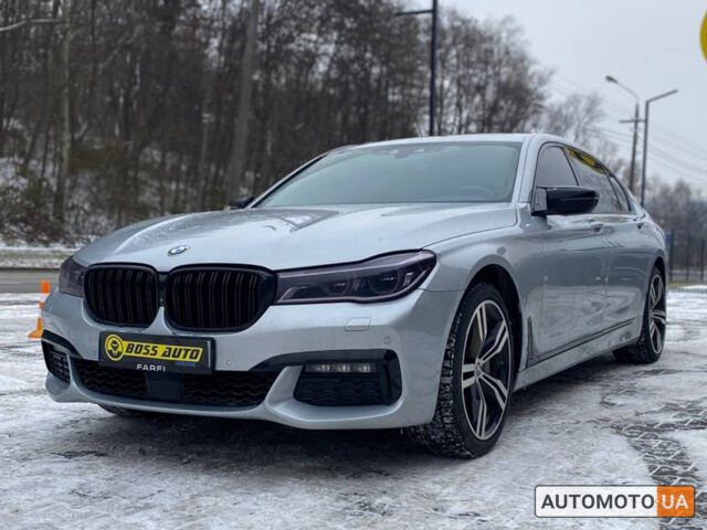 Серый БМВ 750, объемом двигателя 4.4 л и пробегом 107 тыс. км за 32000 $, фото 2 на Automoto.ua