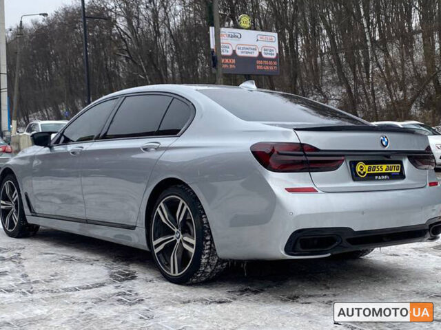 Серый БМВ 750, объемом двигателя 4.4 л и пробегом 107 тыс. км за 32000 $, фото 3 на Automoto.ua