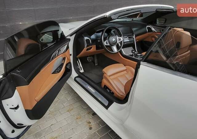 Белый БМВ 8 Серия, объемом двигателя 4.39 л и пробегом 135 тыс. км за 54900 $, фото 52 на Automoto.ua