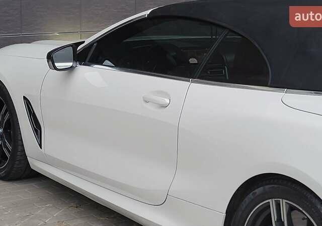 Белый БМВ 8 Серия, объемом двигателя 4.39 л и пробегом 135 тыс. км за 54900 $, фото 34 на Automoto.ua