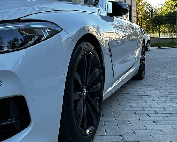 Белый БМВ 8 Серия, объемом двигателя 3 л и пробегом 40 тыс. км за 65800 $, фото 11 на Automoto.ua