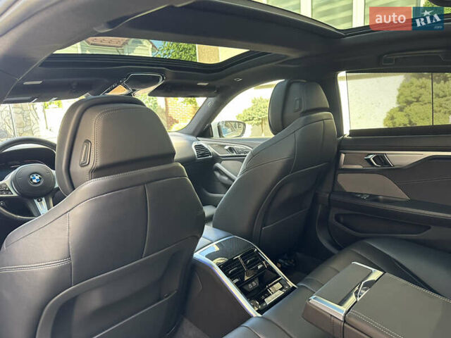 Белый БМВ 8 Серия, объемом двигателя 4.39 л и пробегом 32 тыс. км за 61900 $, фото 31 на Automoto.ua