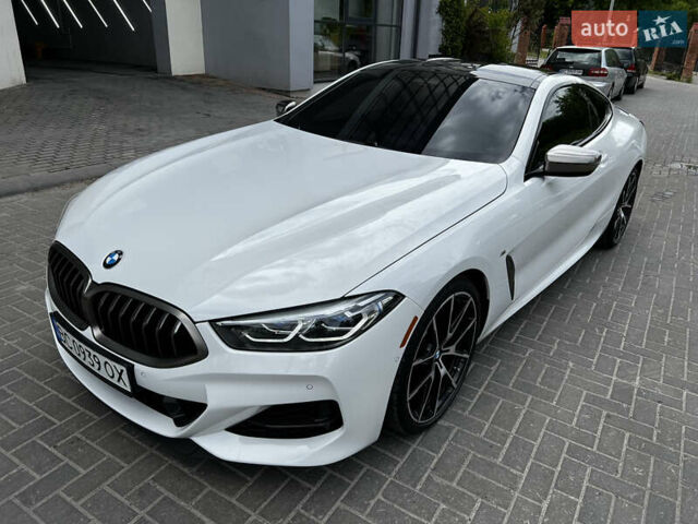 Белый БМВ 8 Серия, объемом двигателя 4.39 л и пробегом 21 тыс. км за 69000 $, фото 1 на Automoto.ua