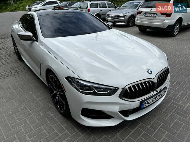 Белый БМВ 8 Серия, объемом двигателя 4.39 л и пробегом 21 тыс. км за 69000 $, фото 6 на Automoto.ua